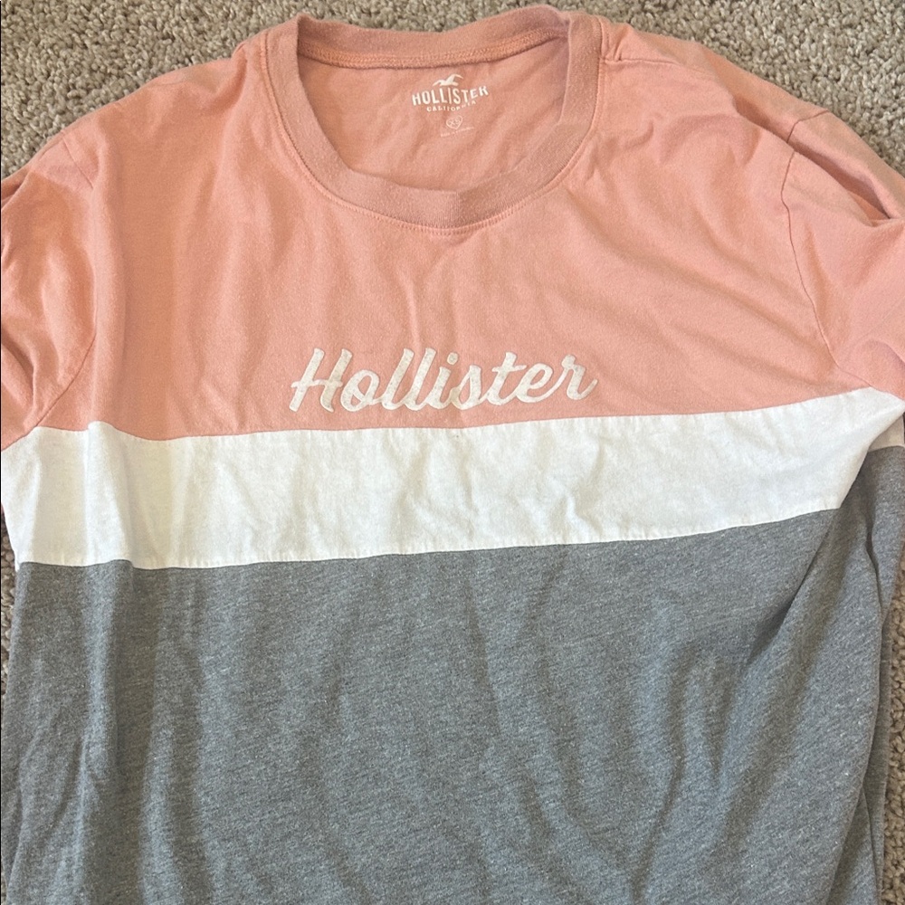 Hollister Tri-Color Tee in Pink, White, and Gray